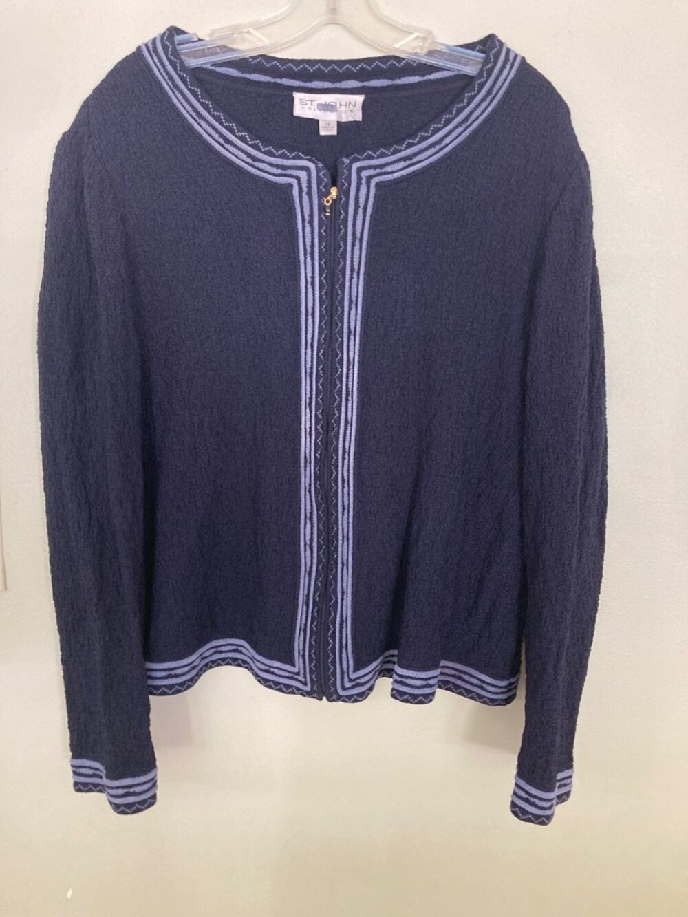 St. John Collection Navy Blue Knit Cardigan Sweater Size 14 Made In USA